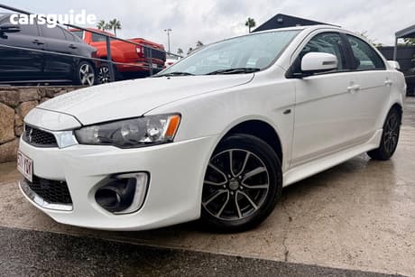 White 2017 Mitsubishi Lancer Sedan Es Sport