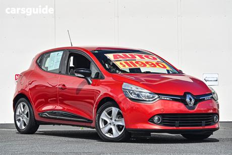 Red 2014 Renault Clio Hatchback Expression