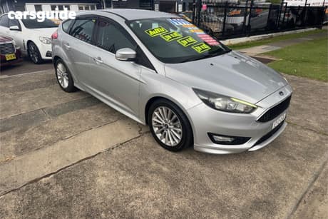 Silver 2017 Ford Focus Hatchback Sport