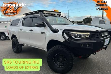 White 2016 Toyota Hilux Dual Cab Utility Sr5 (4X4)