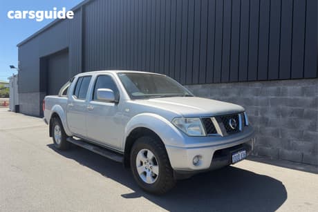 Silver 2011 Nissan Navara Dual Cab Pick-up St (4X4)