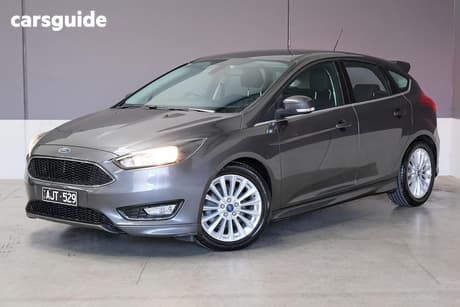 Grey 2016 Ford Focus Hatchback Sport
