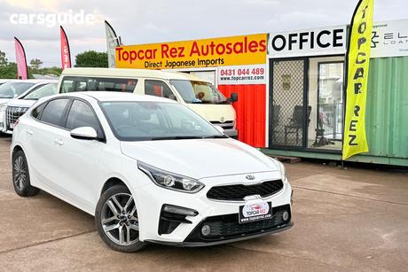 White 2019 Kia Cerato Hatchback Sport Nav