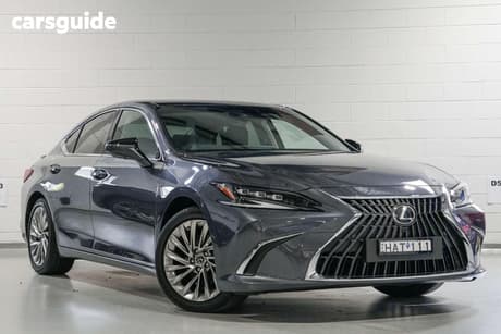 Grey 2025 Lexus ES300H Sedan Sports Luxury (Hybrid)