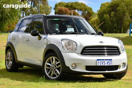 White 2014 Mini Countryman Wagon Cooper D