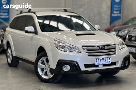 White 2013 Subaru Outback Wagon 2.0D