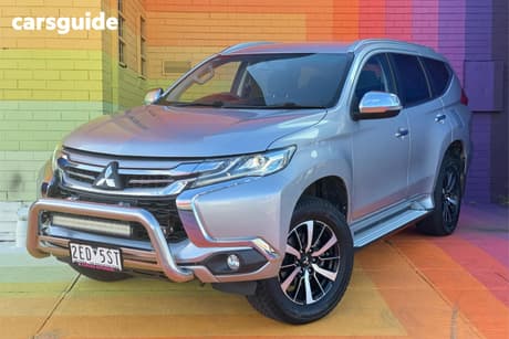 Silver 2015 Mitsubishi Pajero Sport Wagon Glx (4X4)