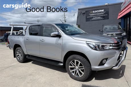 Silver 2015 Toyota Hilux Dual Cab Utility Sr5 (4X4)