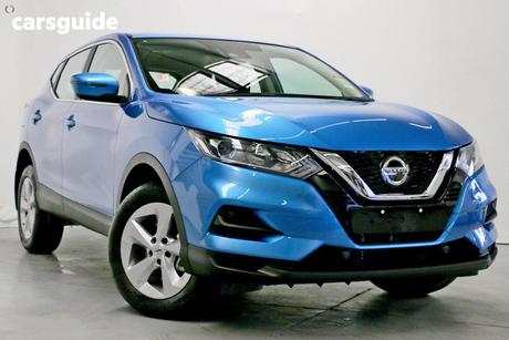Blue 2018 Nissan Qashqai Wagon St