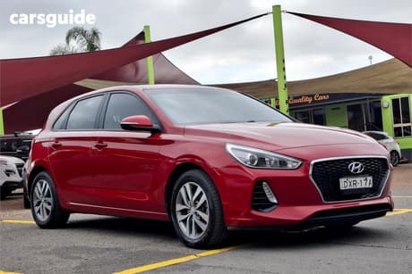 Red 2018 Hyundai I30 Hatchback Active 1.6 Crdi