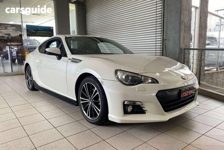 White 2012 Holden Nova Hatchback Sl