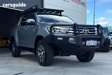 Silver 2016 Toyota Hilux Dual Cab Utility Sr5 (4X4)