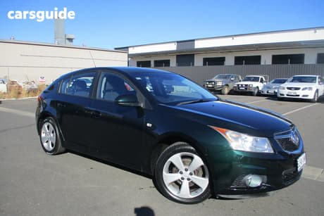 Green 2013 Holden Cruze Hatchback Equipe