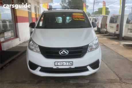 White 2022 LDV G10 Van Barn Door