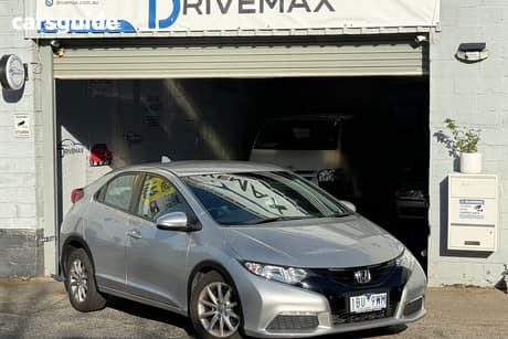 Silver 2014 Honda Civic Hatchback Vti-S