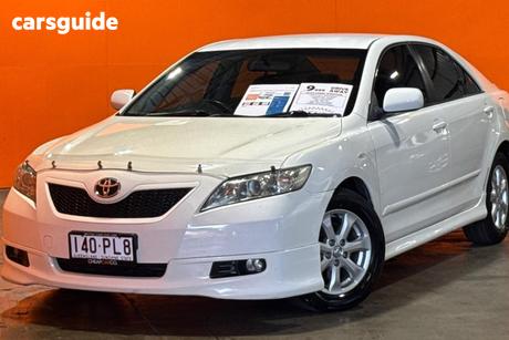 White 2006 Toyota Camry Sedan SPORTIVO