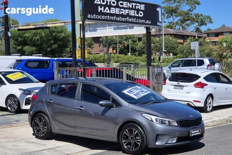 Grey 2017 Kia Cerato Hatchback S (Av)