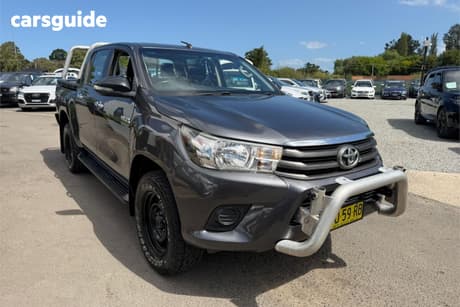 Grey 2016 Toyota Hilux Dual Cab Utility Sr (4X4)