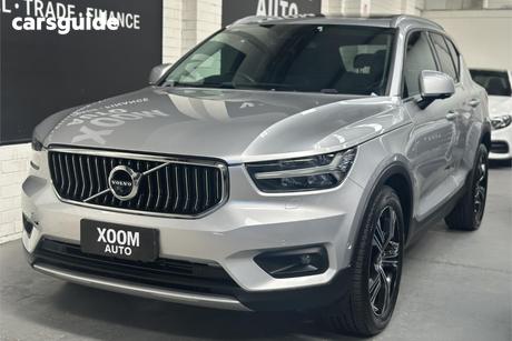 Silver 2019 Volvo XC40 Wagon T4 Inscription (Awd)