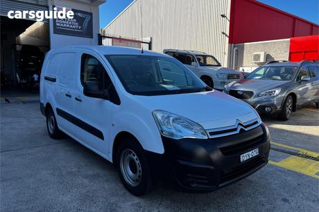 White 2018 Citroen Berlingo Van Xl Confort Blue Hdi