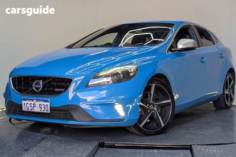 Blue 2015 Volvo V40 Hatchback T5 R-Design