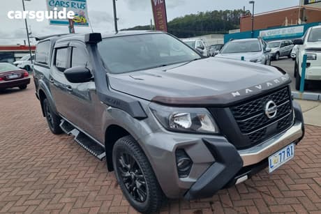 Grey 2021 Nissan Navara Dual Cab Pick-up Sl (4X4)