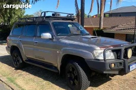 Beige 2009 Nissan Patrol Wagon St (4X4)