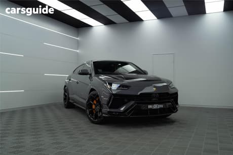 Grey 2023 Lamborghini Urus Wagon Performante