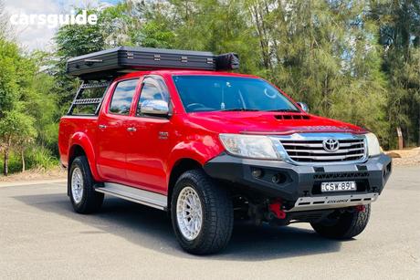 Red 2014 Toyota Hilux Dual Cab Pick-up Sr5 (4X4)