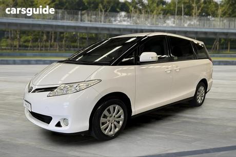 White 2017 Toyota Tarago Wagon Gli