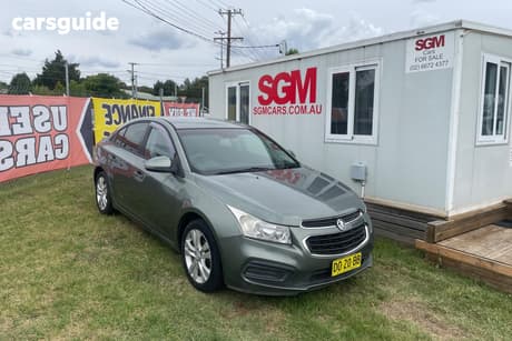 Grey 2015 Holden Cruze Sedan Equipe
