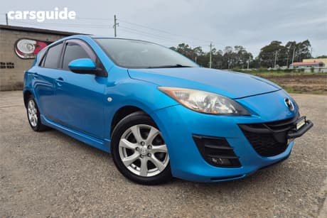 Blue 2010 Mazda 3 Hatchback Maxx Sport