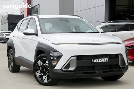 White 2024 Hyundai Kona Wagon