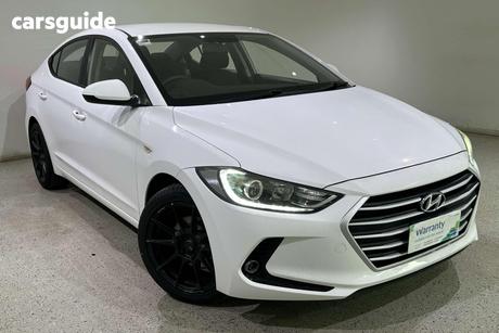 White 2018 Hyundai Elantra Sedan Active 2.0 Mpi
