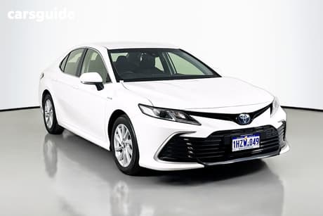White 2023 Toyota Camry Sedan Ascent