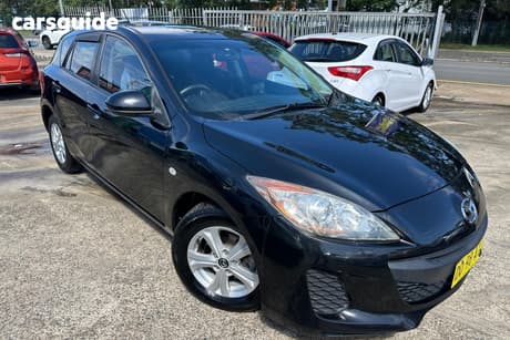Black 2013 Mazda 3 Hatchback Neo