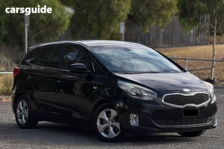 Black 2014 Kia Rondo Wagon Si