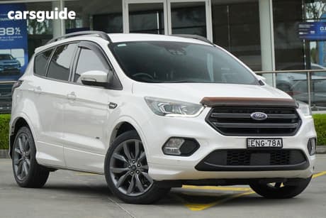 Silver 2018 Ford Escape Wagon St-Line (Awd)