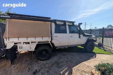 White 2013 Toyota Landcruiser Double Cab Chassis Workmate (4X4)