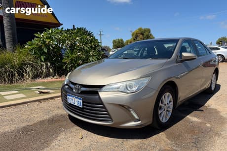 Bronze 2016 Toyota Camry Sedan ALTISE