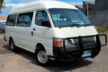 White 2000 Toyota HiAce Bus Commuter