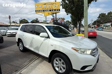 White 2011 Toyota Kluger Wagon Kx-R (Fwd) 5 Seat