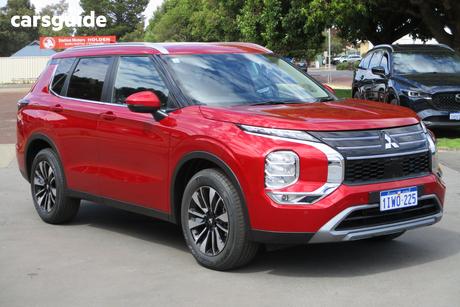 Red 2025 Mitsubishi Outlander Wagon Ls 7 Seat (2Wd)