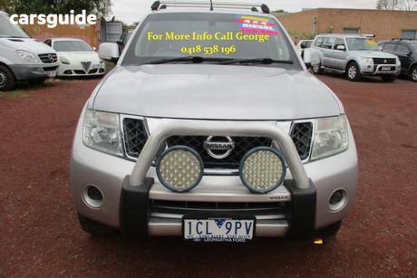 Silver 2014 Nissan Navara Dual Cab Pick-up St (4X4)