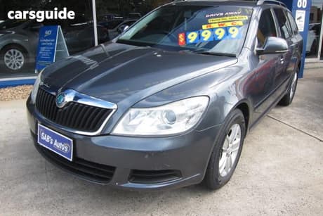 Grey 2012 Skoda Octavia Wagon 90 Tsi