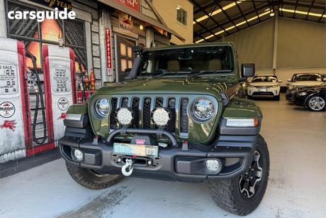 Green 2021 Jeep Gladiator Dual Cab Utility Rubicon (4X4)