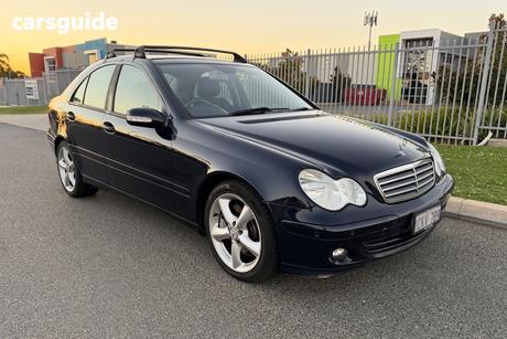 Blue 2006 Mercedes-Benz C180 Sedan Kompressor Avantgarde