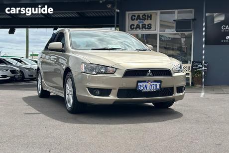 Gold 2008 Mitsubishi Lancer Sedan Es