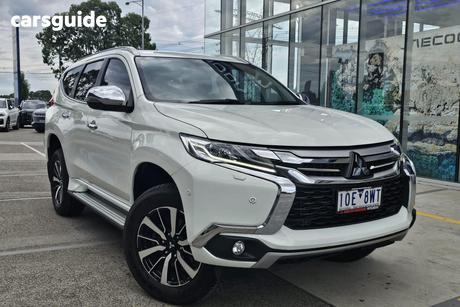 White 2017 Mitsubishi Pajero Sport Wagon Exceed (4X4) 7 Seat