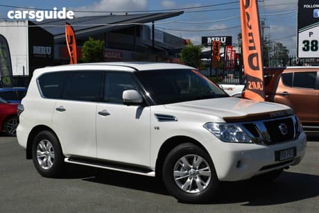 White 2016 Nissan Patrol SUV TI